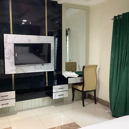 Rose Valet Guest House Islamabad Eksteriør bilde