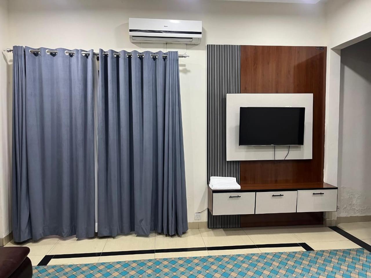Rose Valet Guest House Islamabad Eksteriør bilde
