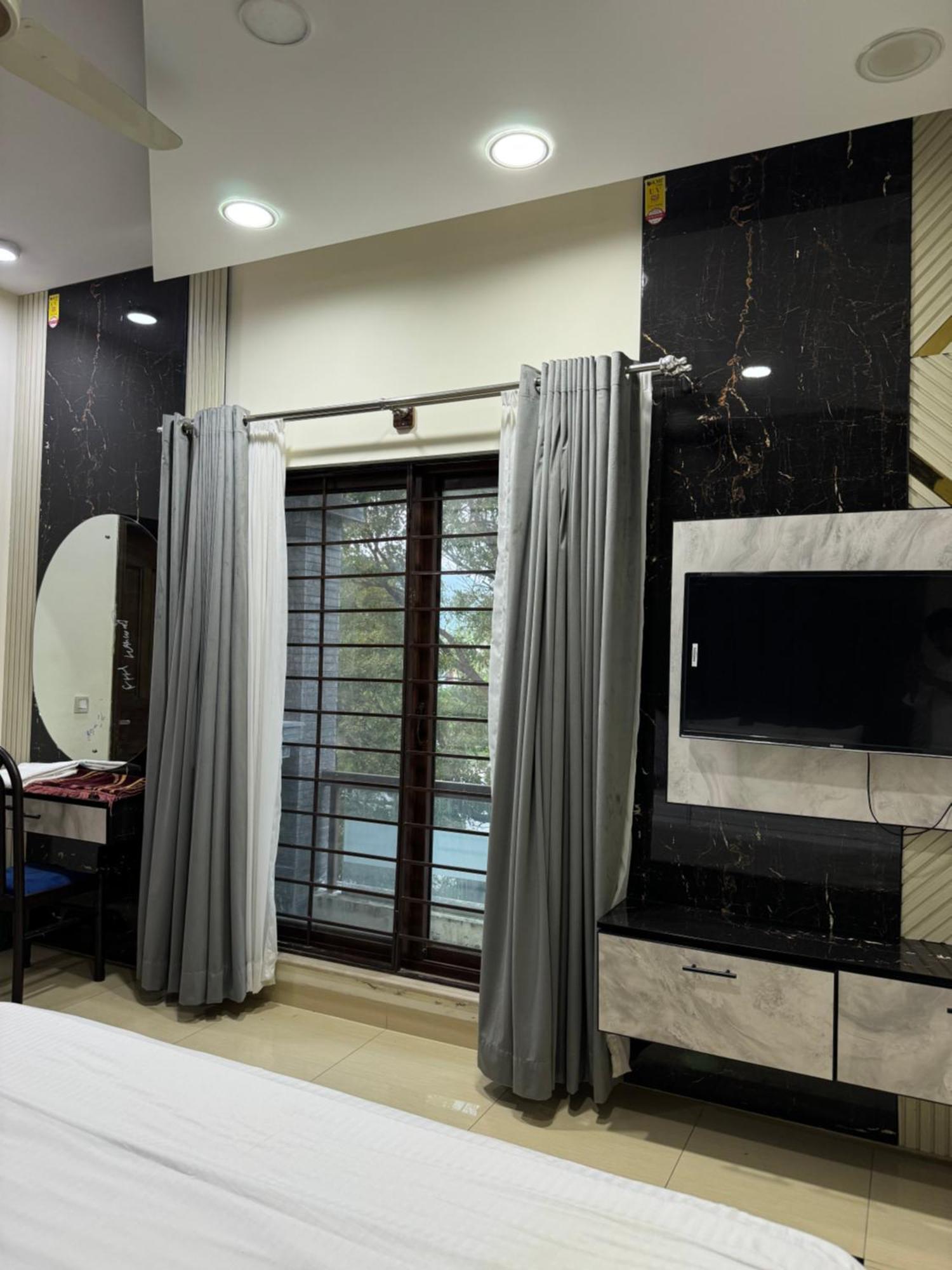 Rose Valet Guest House Islamabad Eksteriør bilde