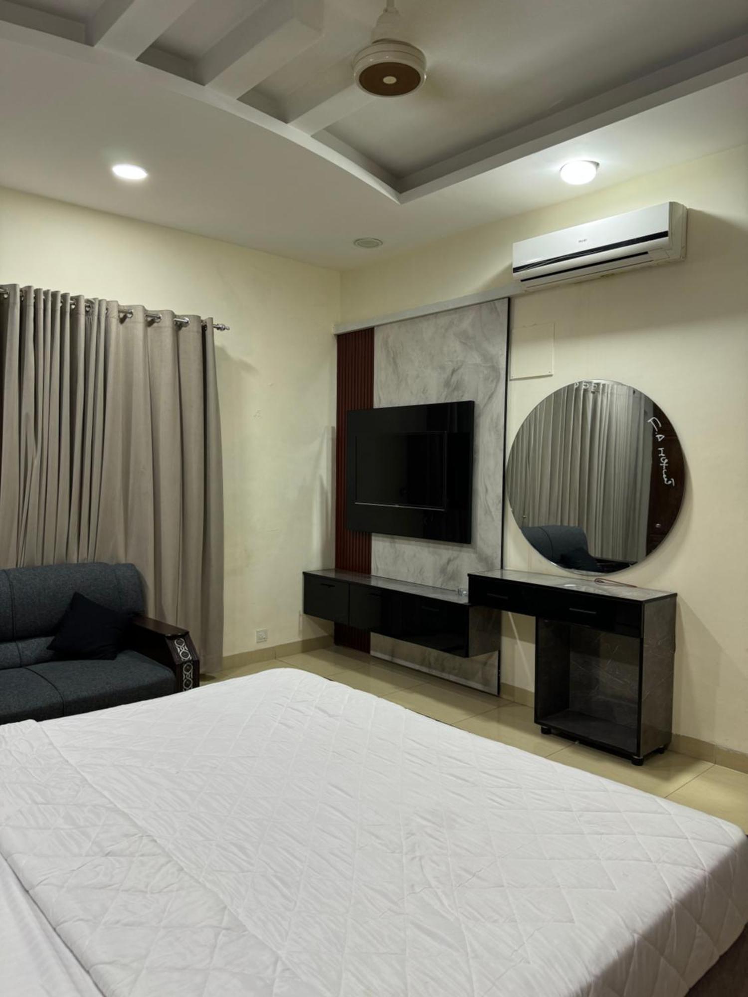 Rose Valet Guest House Islamabad Eksteriør bilde